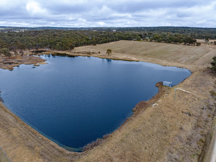 Click to view all images 101 Willocks Lane Greenlands QLD 4380 - Image 3