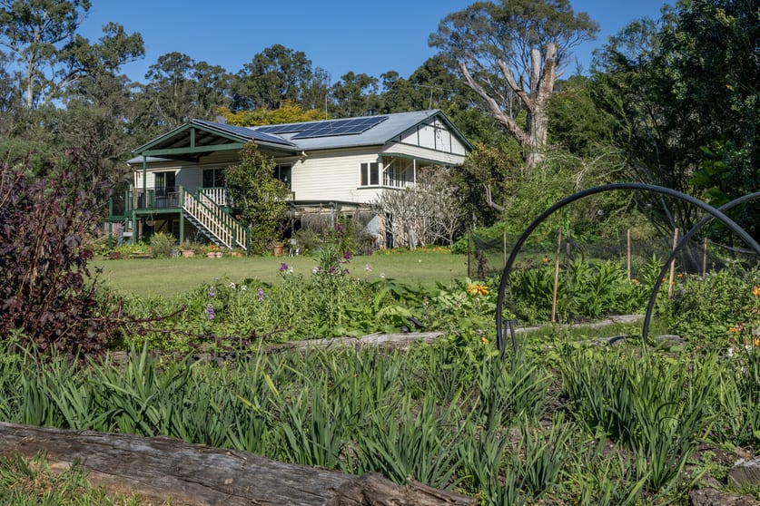Click to view all images 68 Marawah Street Burbank QLD 4156 - Image 2
