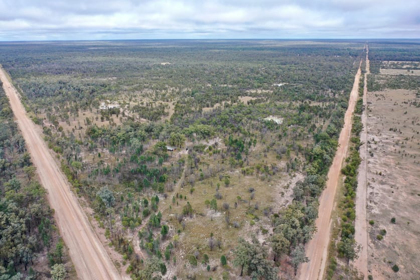Click to view all images 2 Old Tara Road Wieambilla QLD 4413 - Image 2