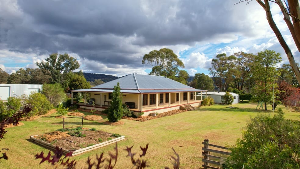 Click to view all images 64 Rocky Glen Lane Mudgee NSW 2850 - Image 1