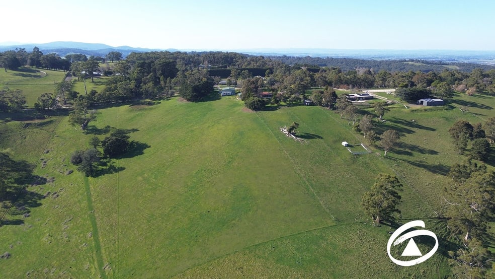 Click to view all images 205 Huxtable Road Pakenham Upper VIC 3810 - Image 2