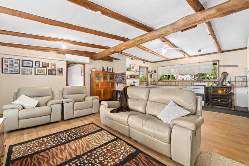 Click to view all images 3259 Princes Highway Munro VIC 3862 - Image 3