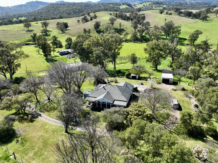Click to view all images "Clydesdale" 87 Rosebys Road Wallabadah NSW 2343 - Image 1