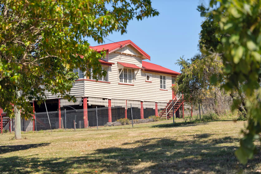 Click to view all images 2317 New England Highway Cooyar QLD 4402 - Image 3