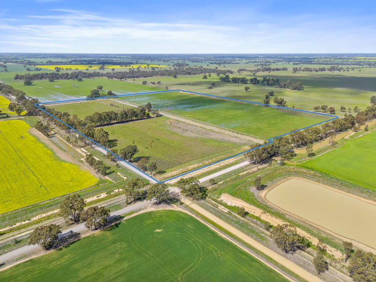 Click to view all images 930 Bearii East Road Strathmerton VIC 3641 - Image 2