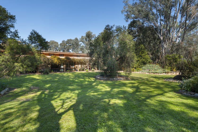 Click to view all images 19 Paolini Lane Broken Creek VIC 3673 - Image 3