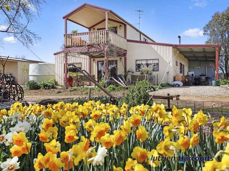 Click to view all images 8 Knights Road Merton VIC 3715 - Image 1