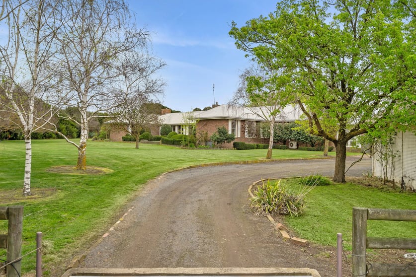 Click to view all images 285 Milangil Road Kariah VIC 3260 - Image 3