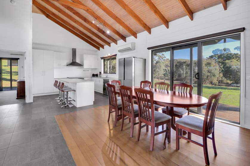 90 Campagnolos Road Mansfield VIC 3722 - Image 3