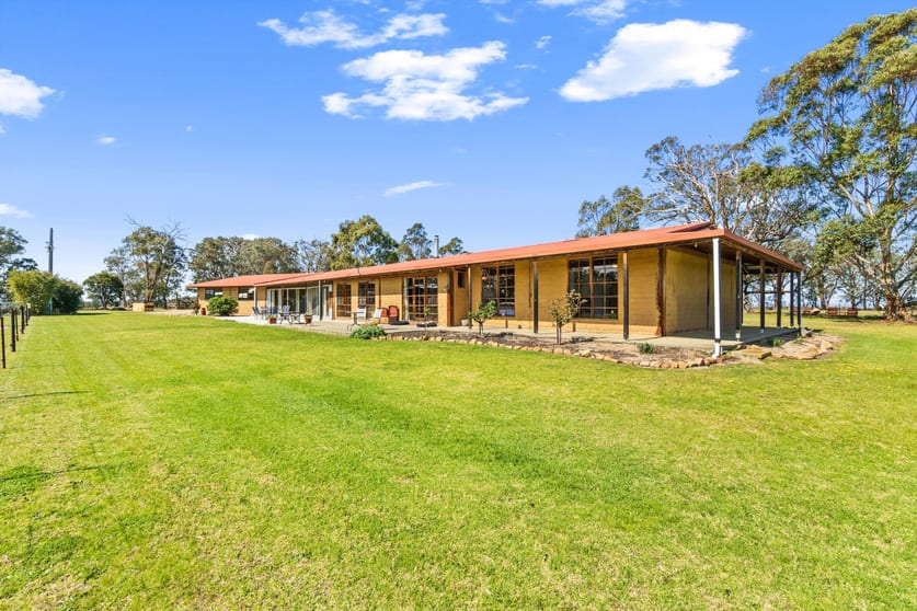 Click to view all images 9 Donahue Road Boisdale VIC 3860 - Image 3