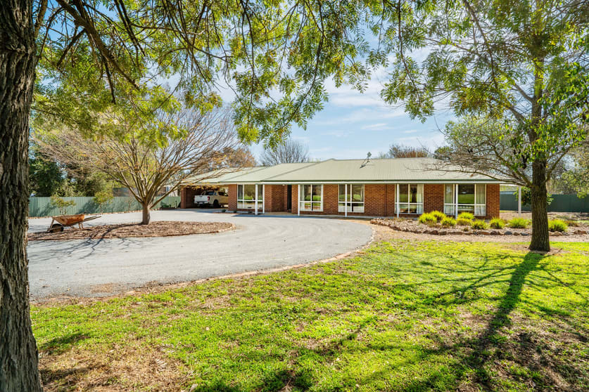 Click to view all images 'Sunrise'/166 Wenkes Rd Walla Walla NSW 2659 - Image 2