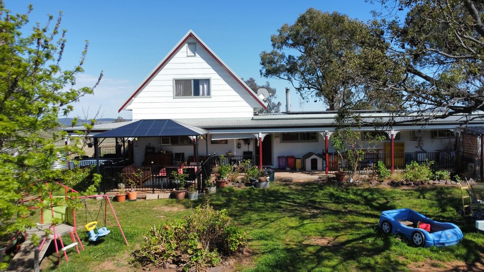 Click to view all images 65 Mahers Road Boorowa NSW 2586 - Image 3