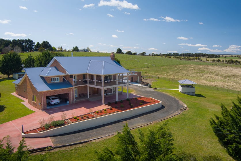Click to view all images 3958 Braidwood Road Tirrannaville NSW 2580 - Image 2