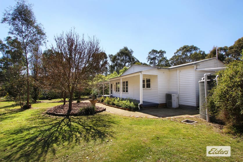 Click to view all images 208 Eagles Road Harcourt VIC 3453 - Image 1
