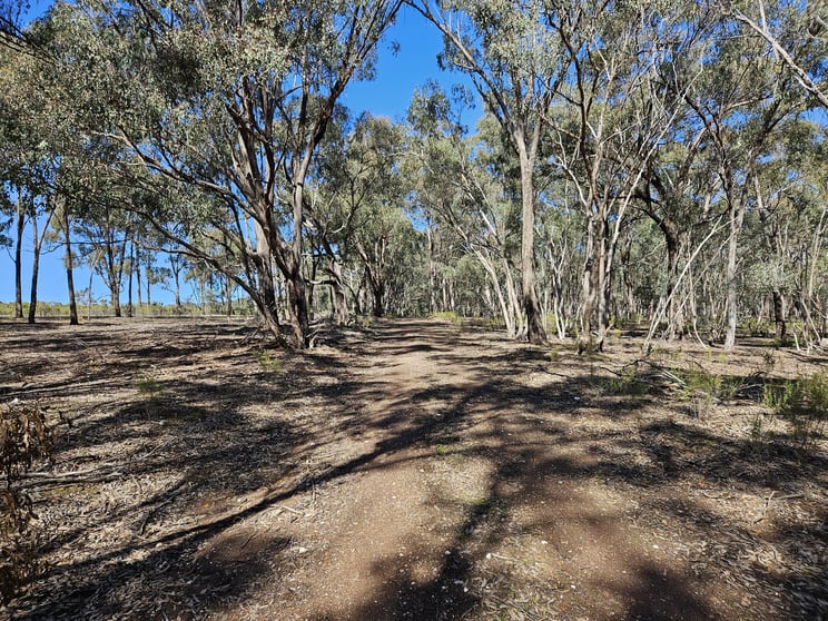 Click to view all images 50 Channel Inlet Road Murchison VIC 3610 - Image 2