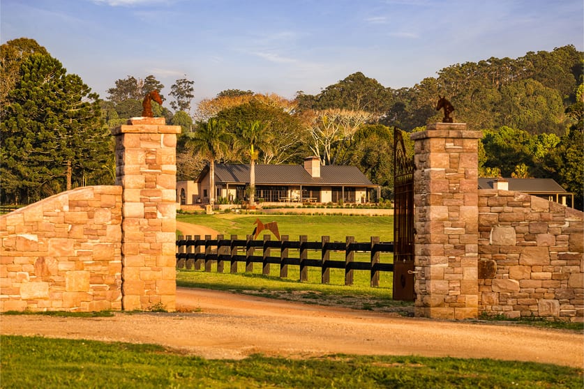 Click to view all images Bangalow NSW 2479 - Image 2