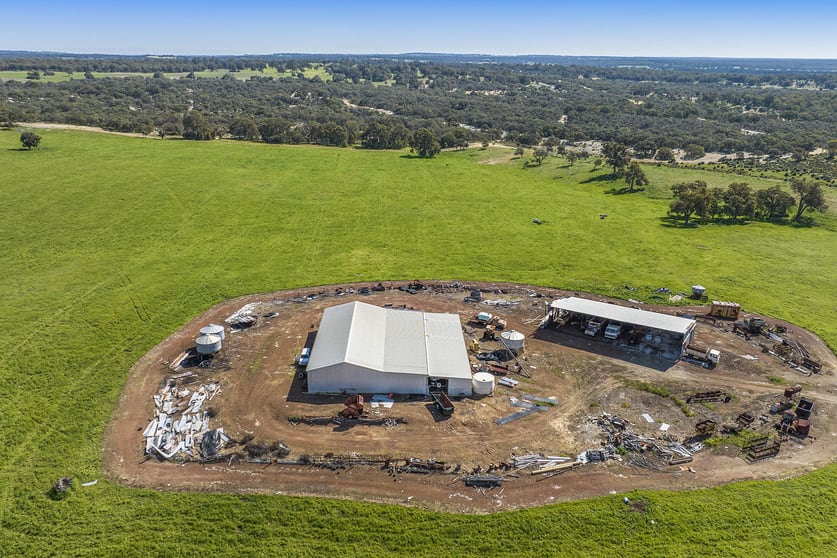 Click to view all images 173 Barn Road Mooliabeenee WA 6504 - Image 2