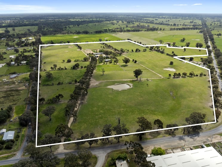 Click to view all images 27 Euroa-Shepparton Road Euroa VIC 3666 - Image 1