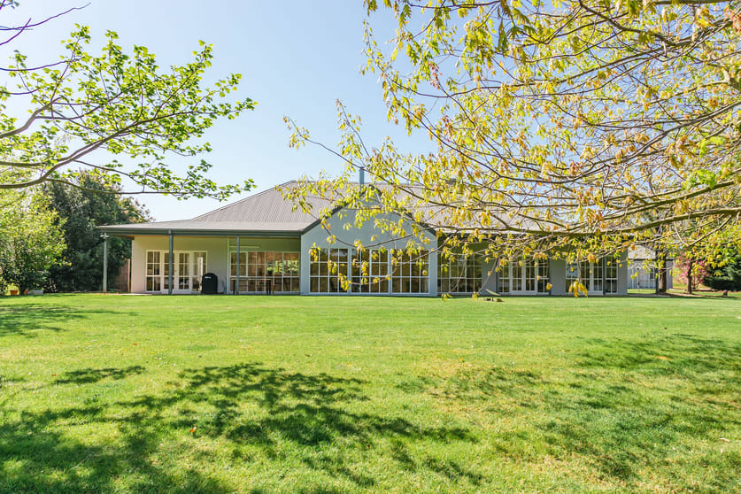 Click to view all images 136 Coolart Road Tuerong VIC 3915 - Image 1