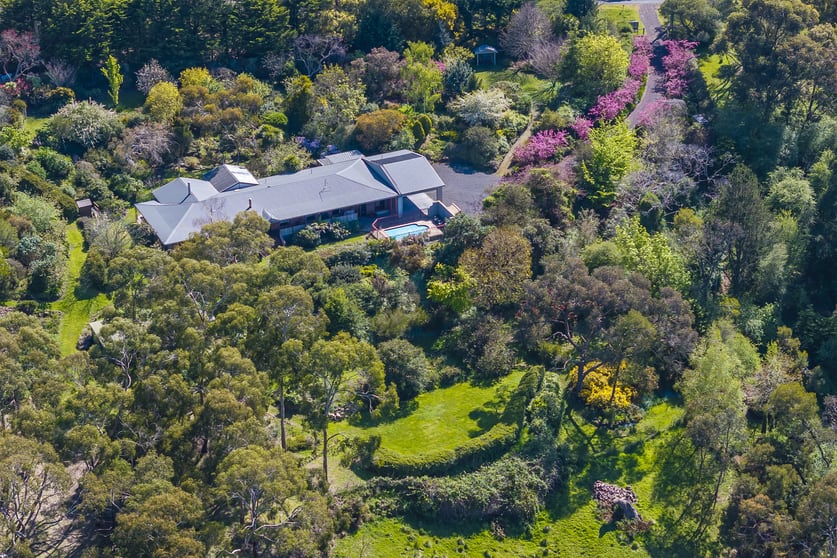 Click to view all images 249 Couangalt Road Gisborne South VIC 3437 - Image 2
