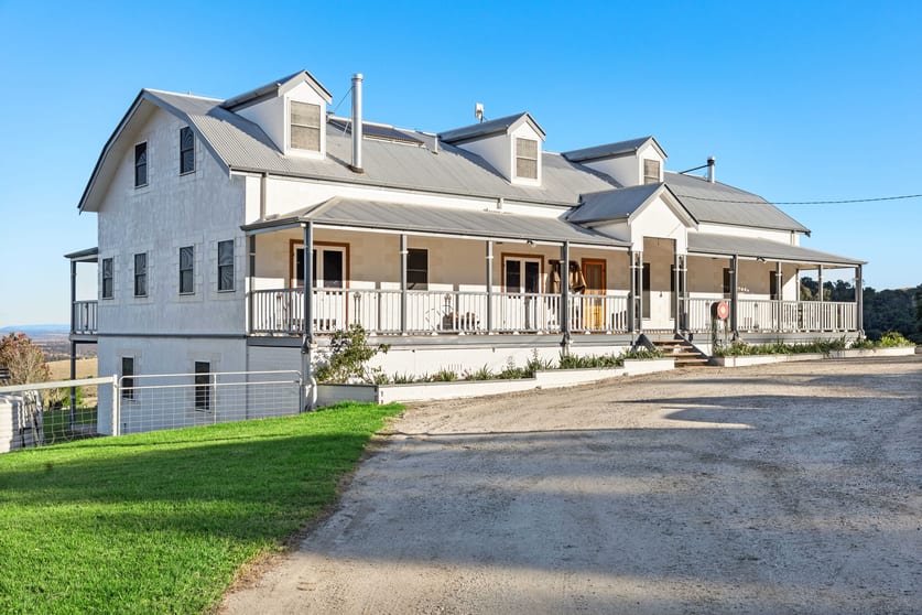 Click to view all images 249 Coopers Gully Road Mount Sturt QLD 4370 - Image 1