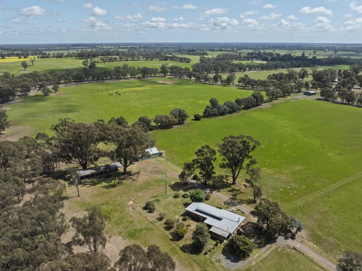 Click to view all images 1383 Feltrim Road Earlston VIC 3669 - Image 3