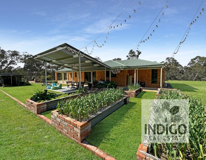 Click to view all images 649 Beechworth-Chiltern Road Beechworth VIC 3747 - Image 1