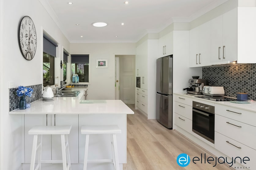 Click to view all images 63 Owens Road Martinsville NSW 2265 - Image 3