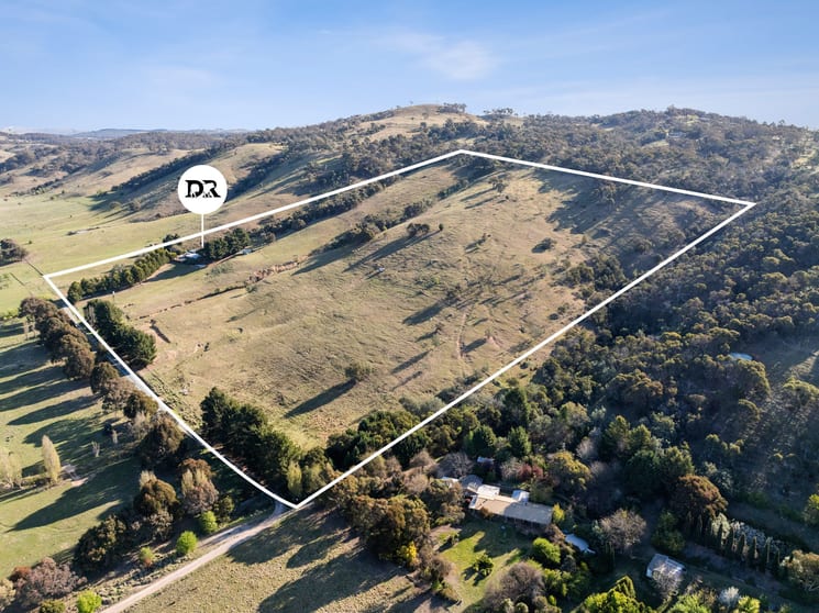 Click to view all images 61 Range Rd Bungendore NSW 2621 - Image 1
