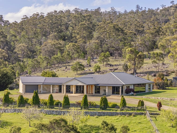 Click to view all images 792 Middle Tea Tree Road Tea Tree TAS 7017 - Image 1