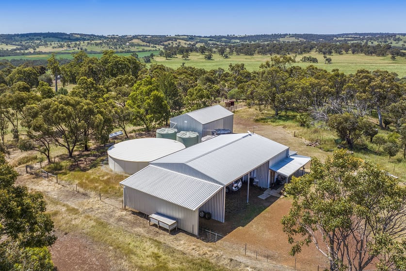 Click to view all images 413 Wells Glover Road Bindoon WA 6502 - Image 2