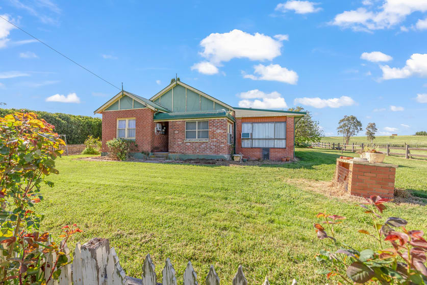 Click to view all images 365 Limekilns Road Kelso NSW 2795 - Image 3