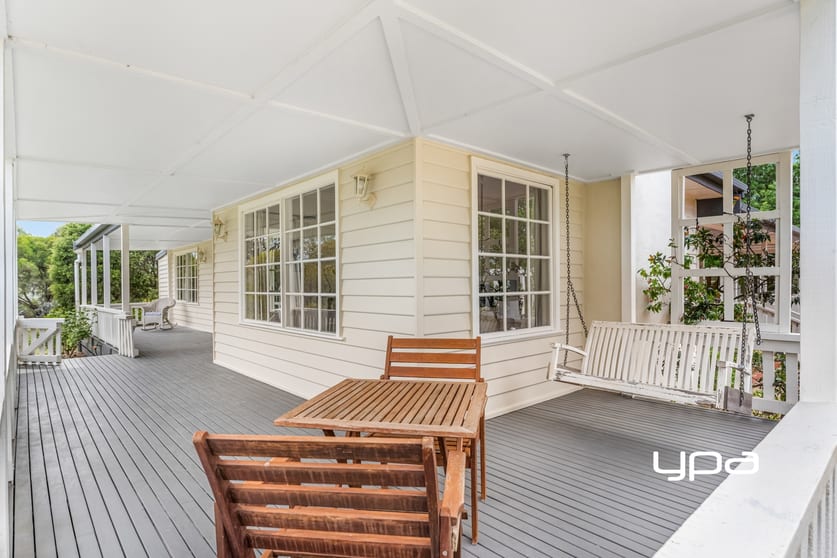 Click to view all images 20 Sullivans Road Sunbury VIC 3429 - Image 2