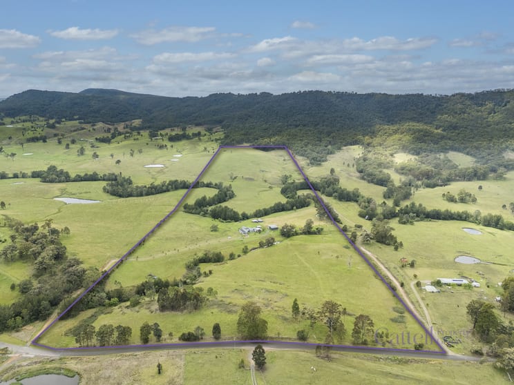 Click to view all images 722 Lambs Valley Road Lambs Valley NSW 2335 - Image 1