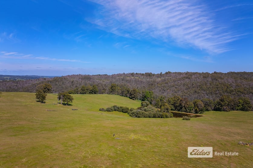 Click to view all images 226 Oldmeadow Road Lowden WA 6240 - Image 1