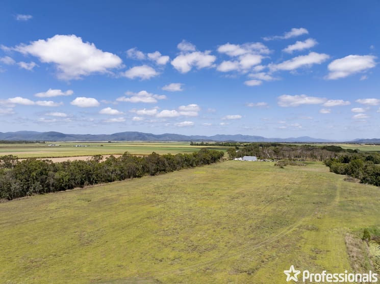 Click to view all images 92651 Bruce Highway Balberra QLD 4740 - Image 2