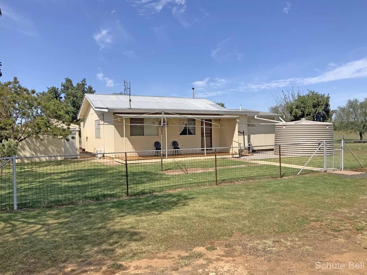 Click to view all images 71 Gospers Lane Peak Hill NSW 2869 - Image 3
