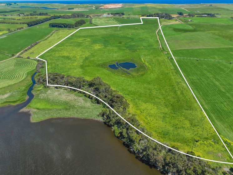 645 Hopkins Point Road Warrnambool VIC 3280 - Image 1