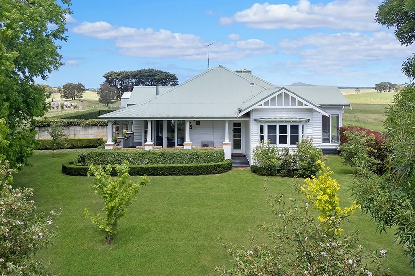 7615 Hamilton Highway Tarrington VIC 3301 - Image 1