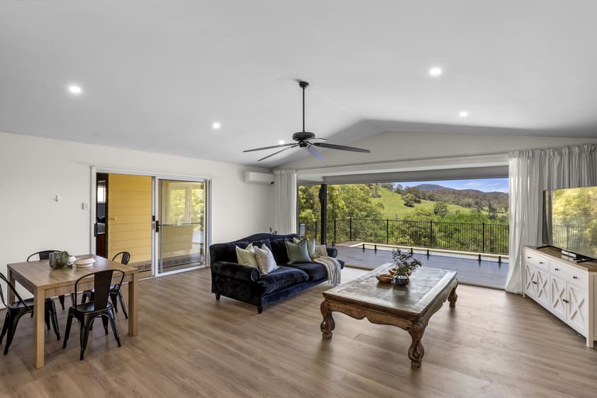 Click to view all images 6 East Coolabine Road Coolabine QLD 4574 - Image 3
