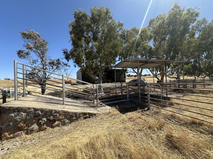 Click to view all images 3623 Westdale Road Beverley WA 6304 - Image 3