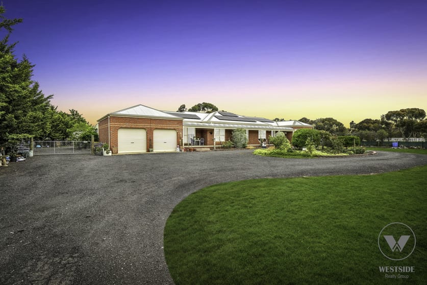 Click to view all images 95 Malcolm Road Little River VIC 3211 - Image 2