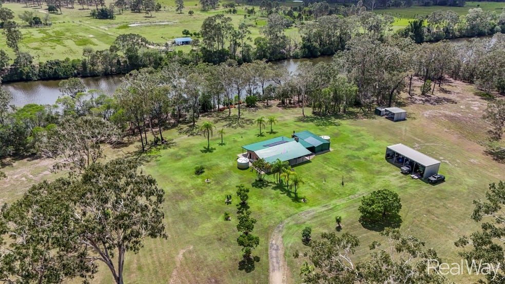 Click to view all images 38 Bischoffs Road Euleilah QLD 4674 - Image 3