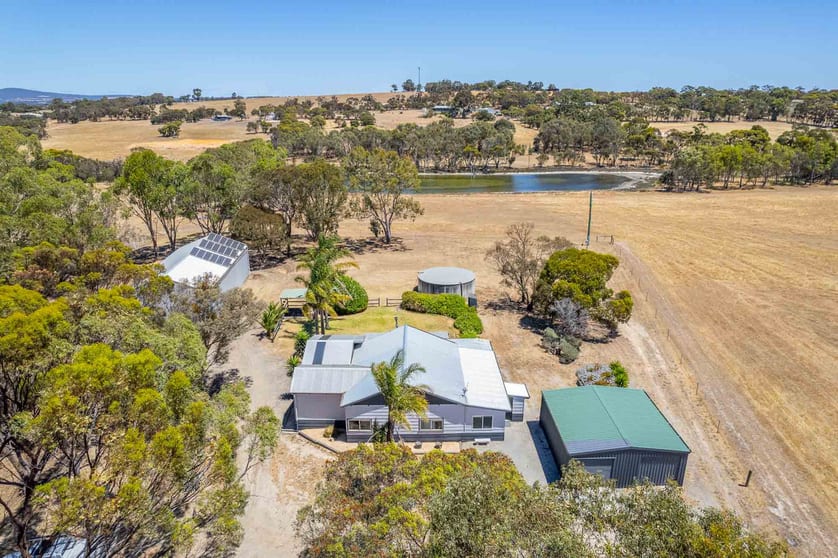 Click to view all images 899 Carbarup Road Kendenup WA 6323 - Image 3