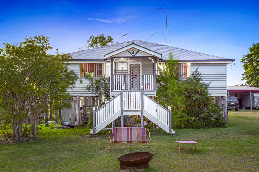 Click to view all images 15CH Barretts Road Barmoya QLD 4703 - Image 2