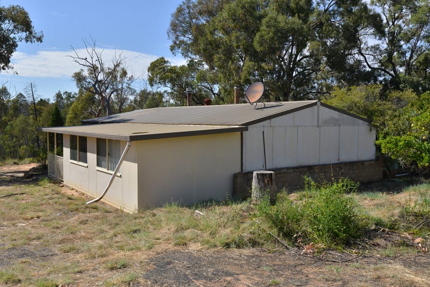 Click to view all images 202 Homeleigh Drive Coonabarabran NSW 2357 - Image 3
