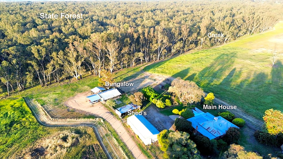 Click to view all images 1828 Murray Valley Hwy Burramine VIC 3730 - Image 3