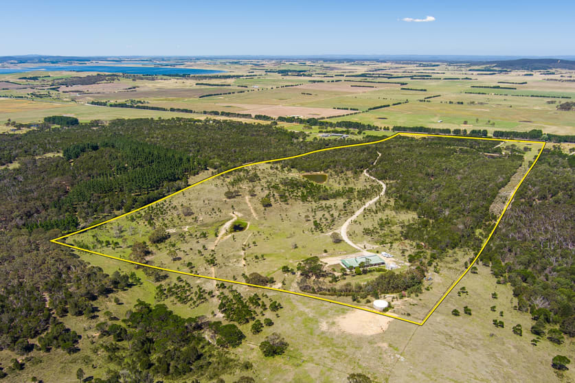Click to view all images 1723 Braidwood Road Tarago NSW 2580 - Image 2