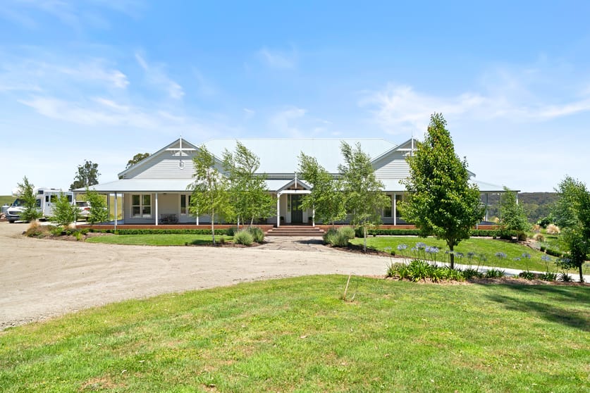72 Parker Road Gembrook VIC 3783 - Image 1