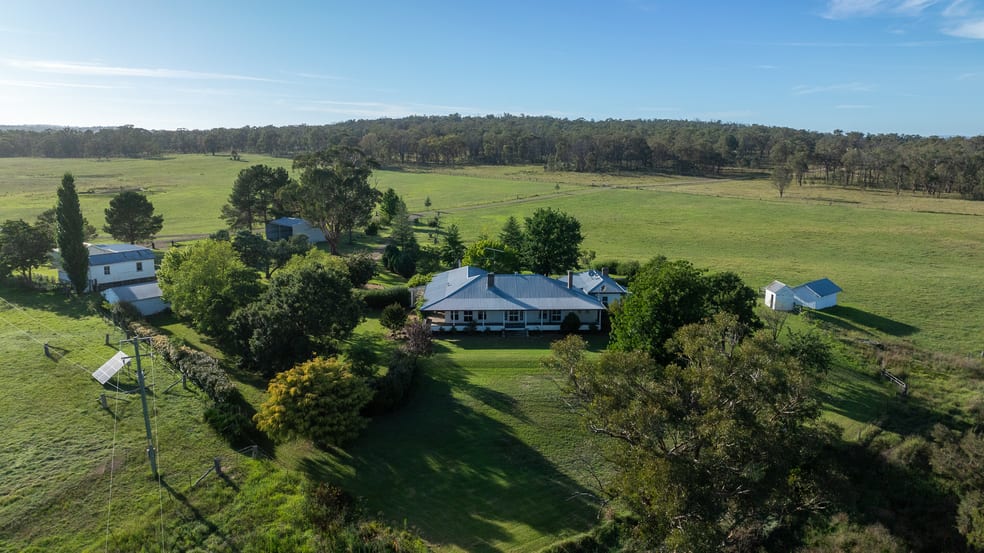 Click to view all images 610 Gwydir Park Road Torryburn NSW 2358 - Image 1
